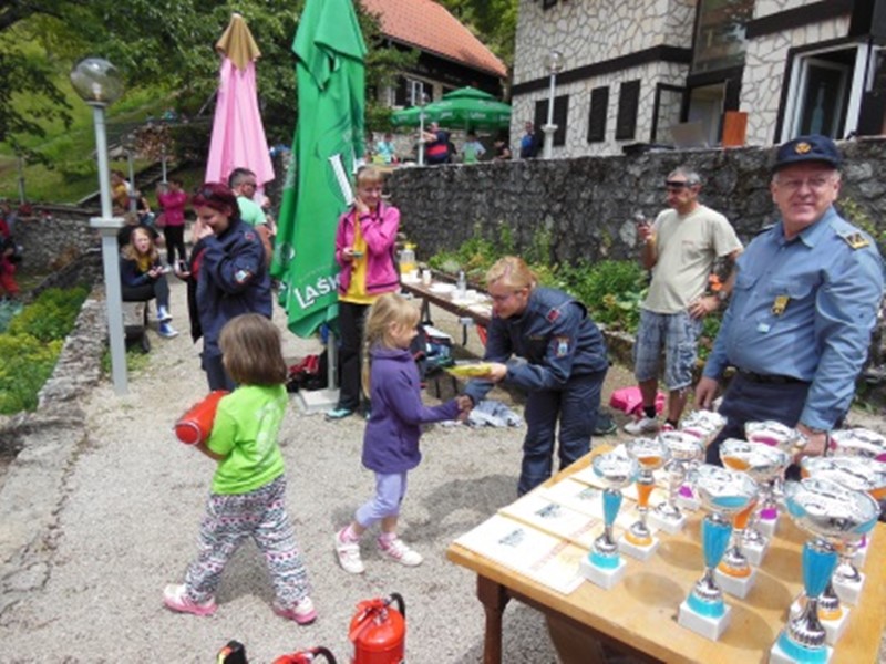 Srečanje mladine na Lisci 2014 035.JPG